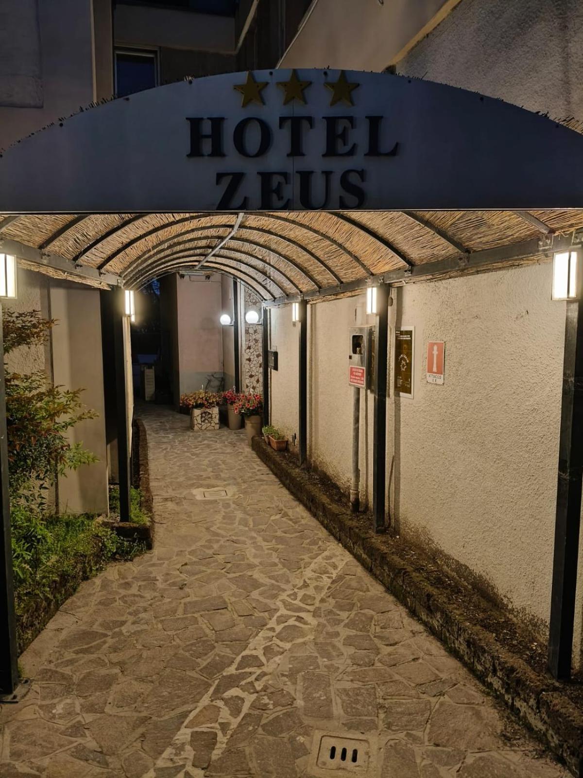 Hotel Zeus Lido di Classe Exteriér fotografie